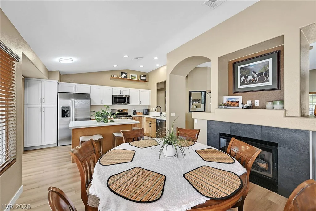 7021 Feather Pine, Las Vegas, NV 89131