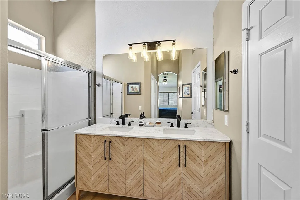 7021 Feather Pine, Las Vegas, NV 89131