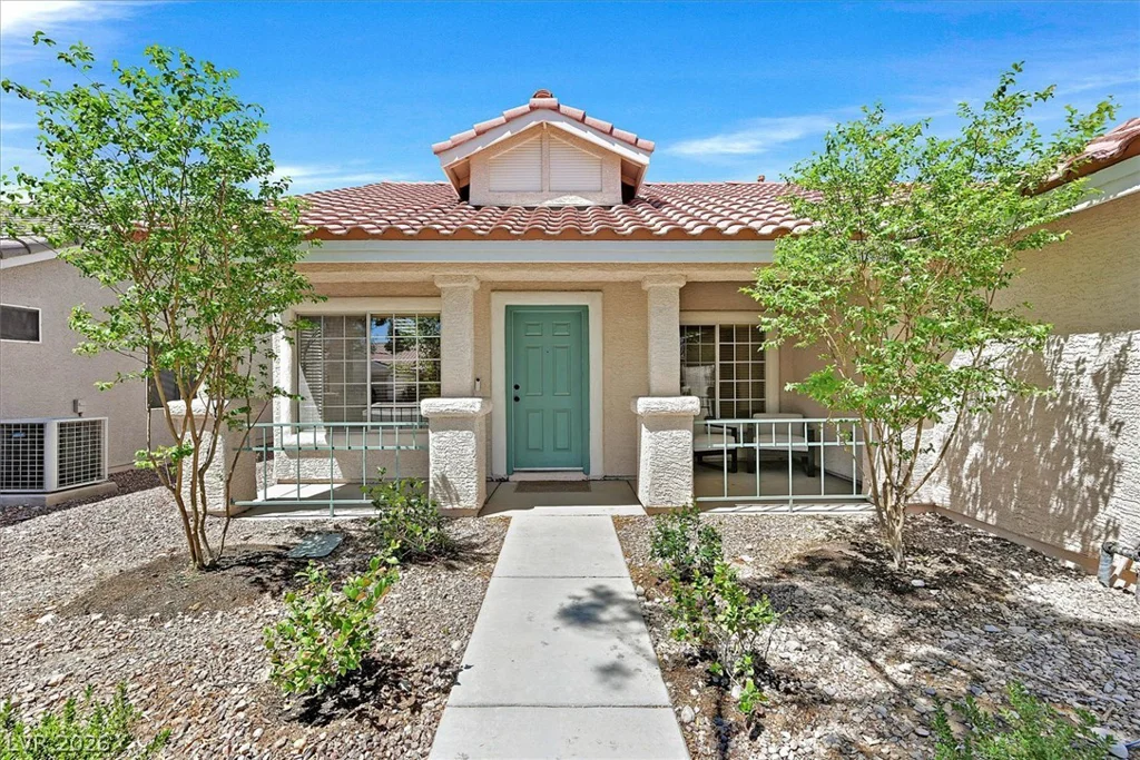 7021 Feather Pine, Las Vegas, NV 89131