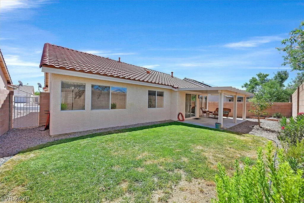 7021 Feather Pine, Las Vegas, NV 89131