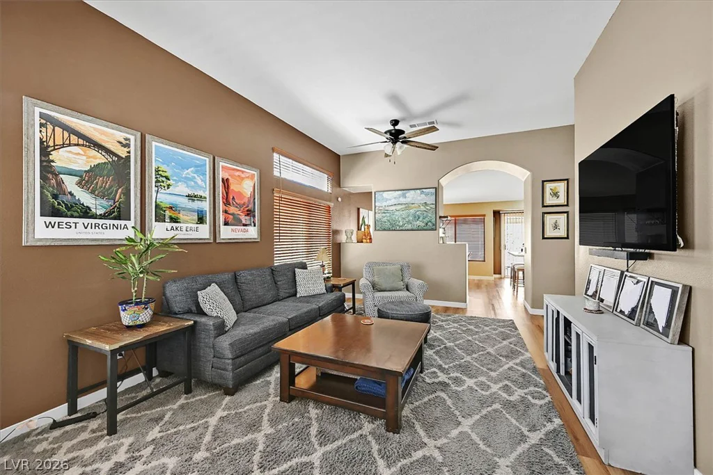 7021 Feather Pine, Las Vegas, NV 89131