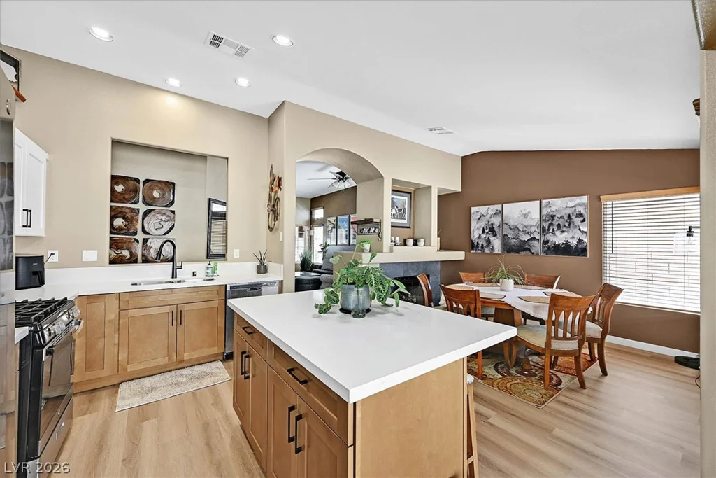7021 Feather Pine, Las Vegas, NV 89131