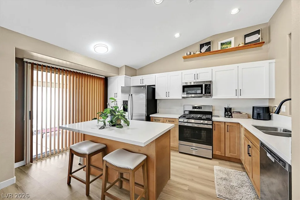 7021 Feather Pine, Las Vegas, NV 89131