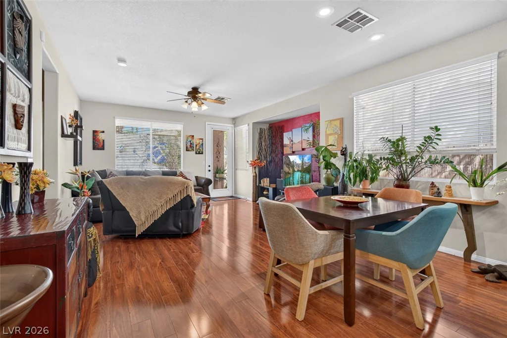 9745 Canterbury Creek, Las Vegas, NV 89183