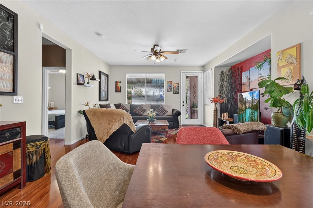 9745 Canterbury Creek, Las Vegas, NV 89183