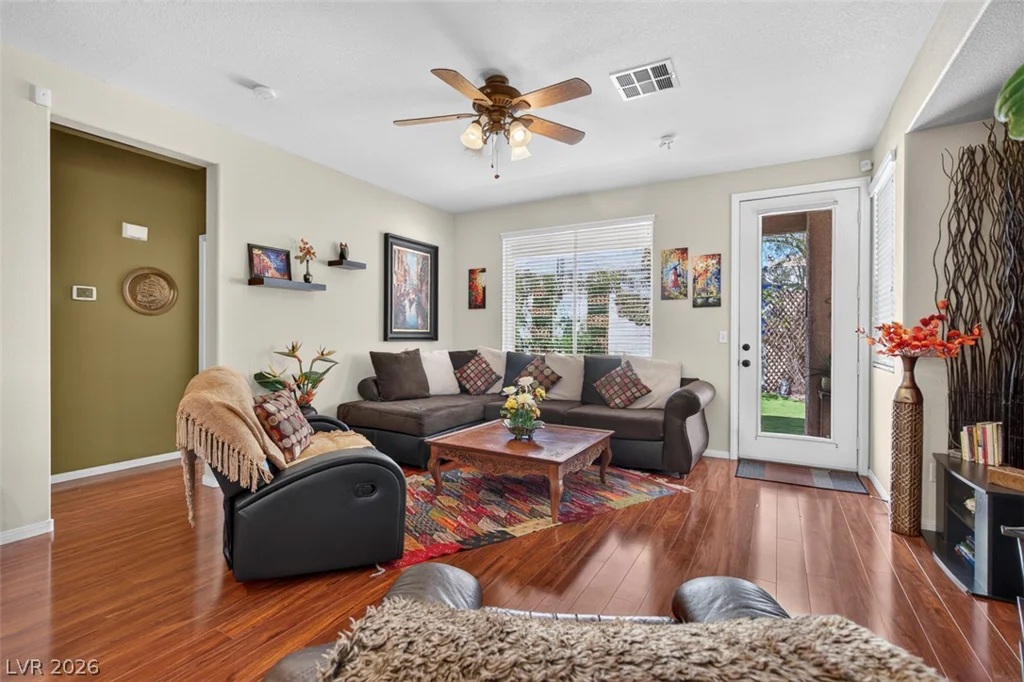 9745 Canterbury Creek, Las Vegas, NV 89183