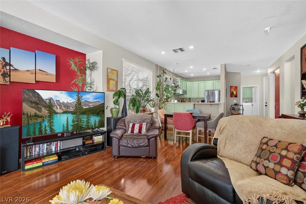9745 Canterbury Creek, Las Vegas, NV 89183