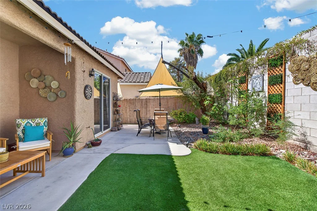 9745 Canterbury Creek, Las Vegas, NV 89183