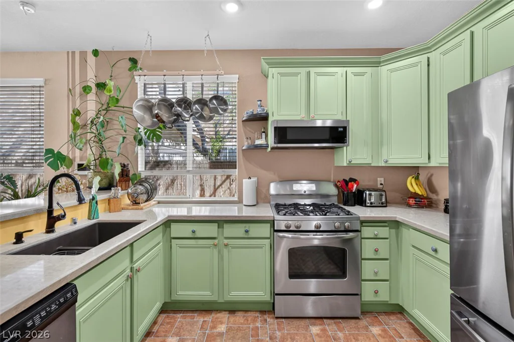 9745 Canterbury Creek, Las Vegas, NV 89183