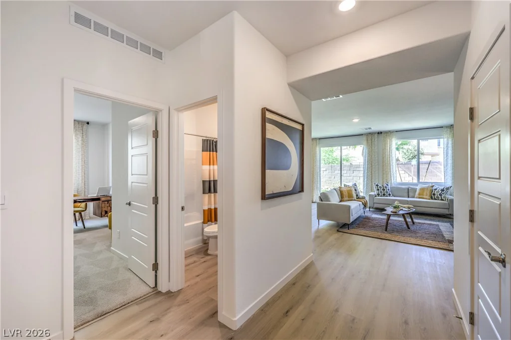 3837 Tropical Zen, North Las Vegas, NV 89081