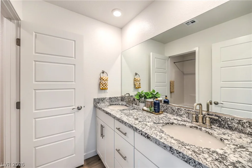 3837 Tropical Zen, North Las Vegas, NV 89081