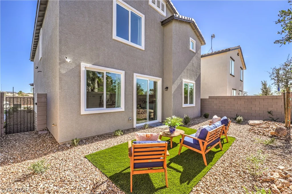 3837 Tropical Zen, North Las Vegas, NV 89081