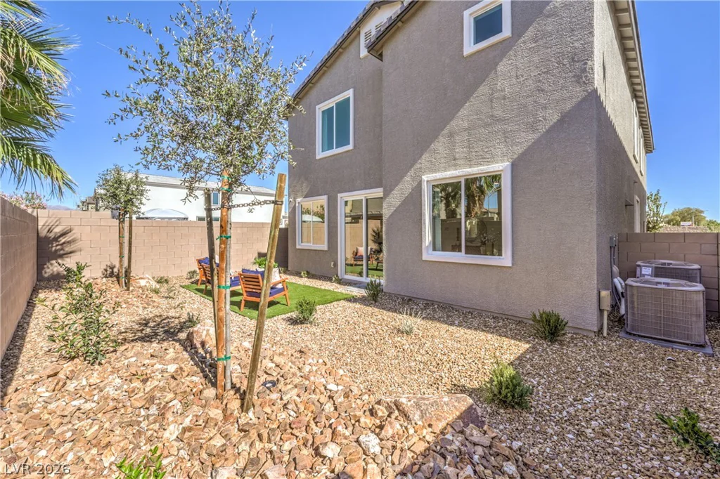 3837 Tropical Zen, North Las Vegas, NV 89081
