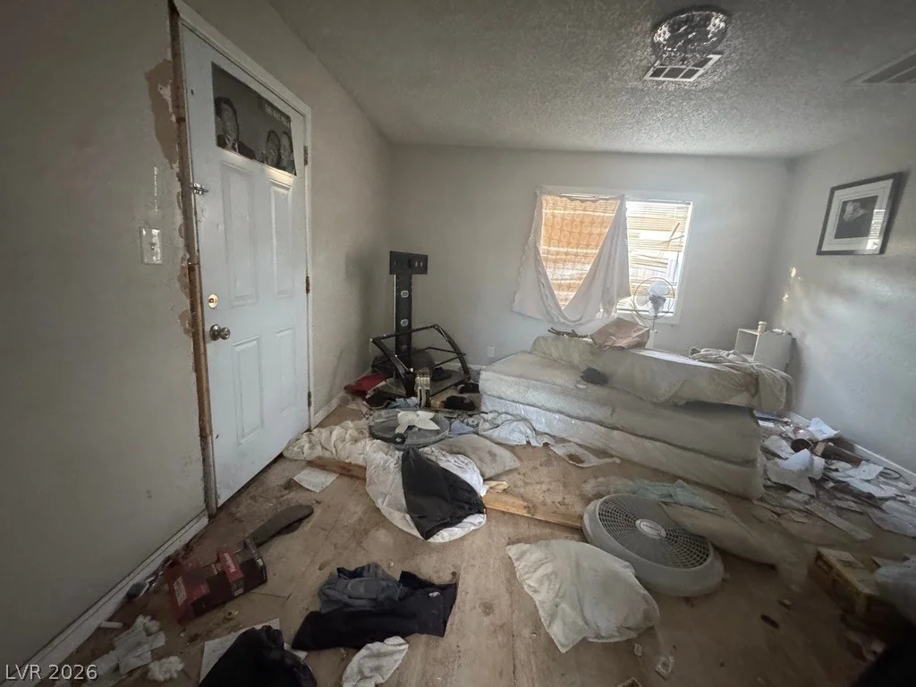 1828 Harvard, North Las Vegas, NV 89030