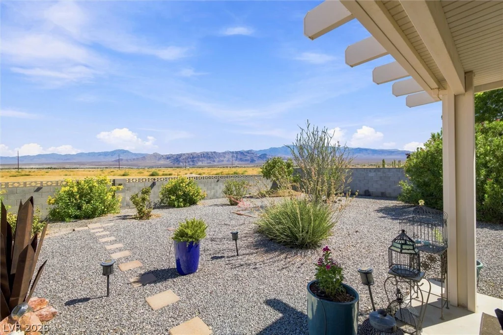 5100 Graystone, Pahrump, NV 89061