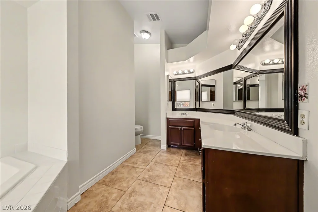 845 Arrowhead, Henderson, NV 89002