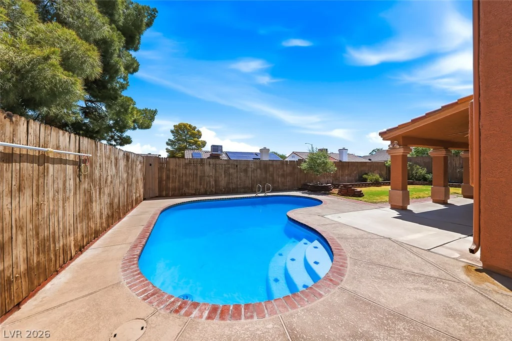845 Arrowhead, Henderson, NV 89002