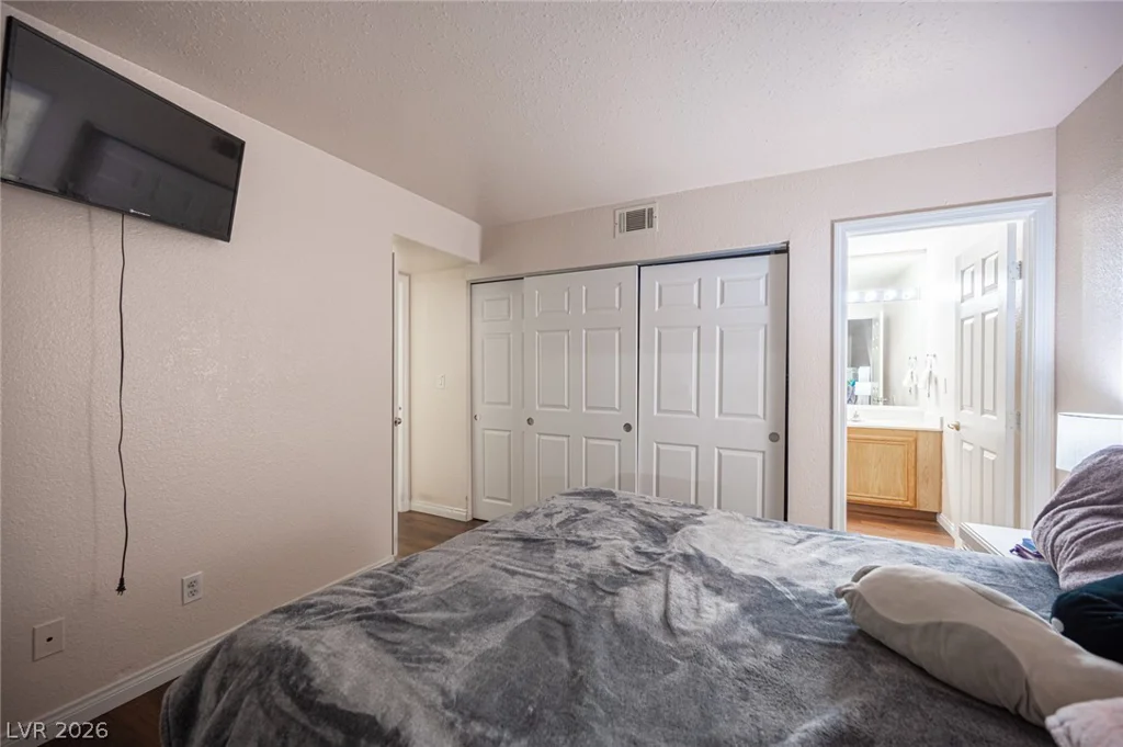 2969 Juniper Hills, Las Vegas, NV 89142