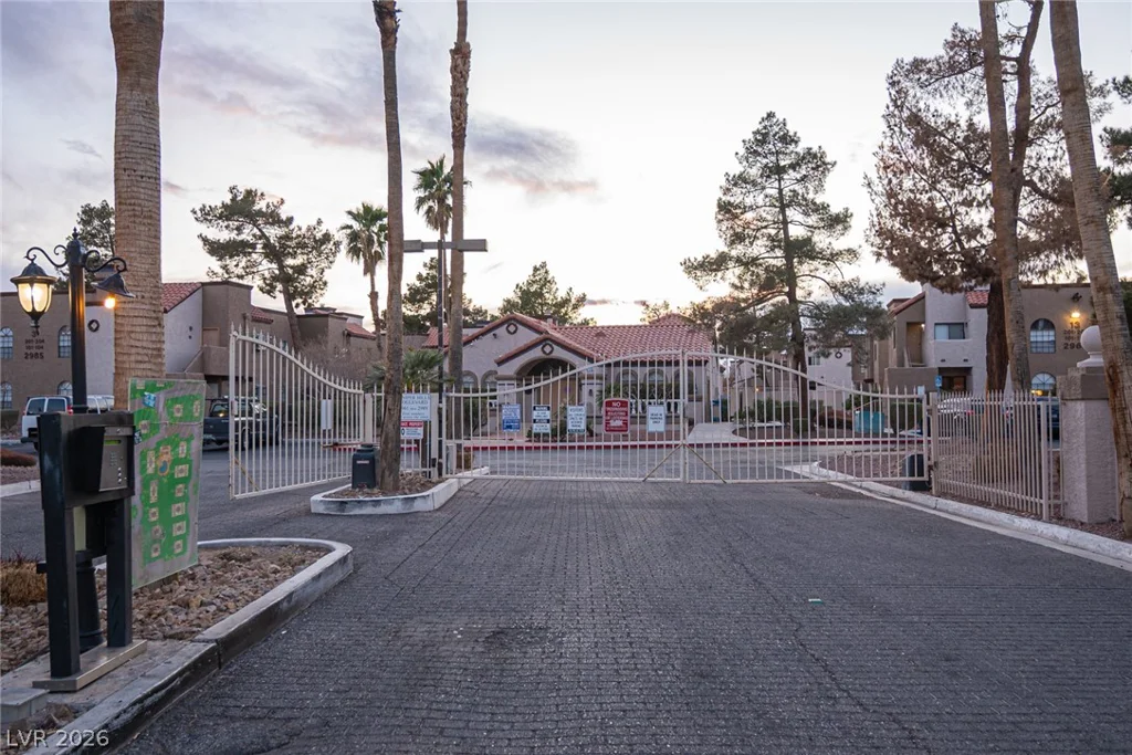 2969 Juniper Hills, Las Vegas, NV 89142