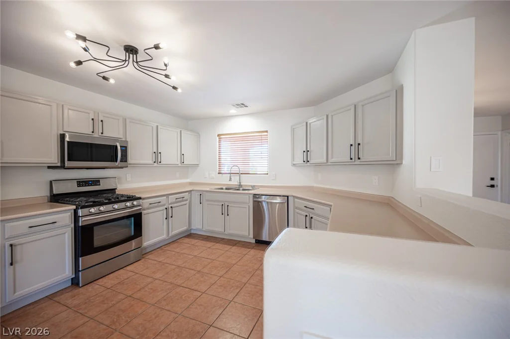 6133 Crystal Talon, Las Vegas, NV 89130