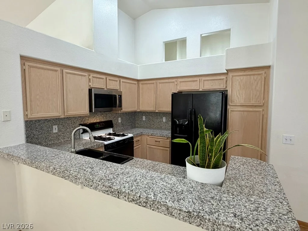 1809 Lyell Canyon, Las Vegas, NV 89134