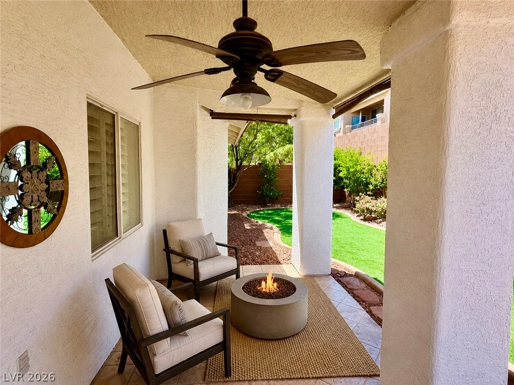 1809 Lyell Canyon, Las Vegas, NV 89134