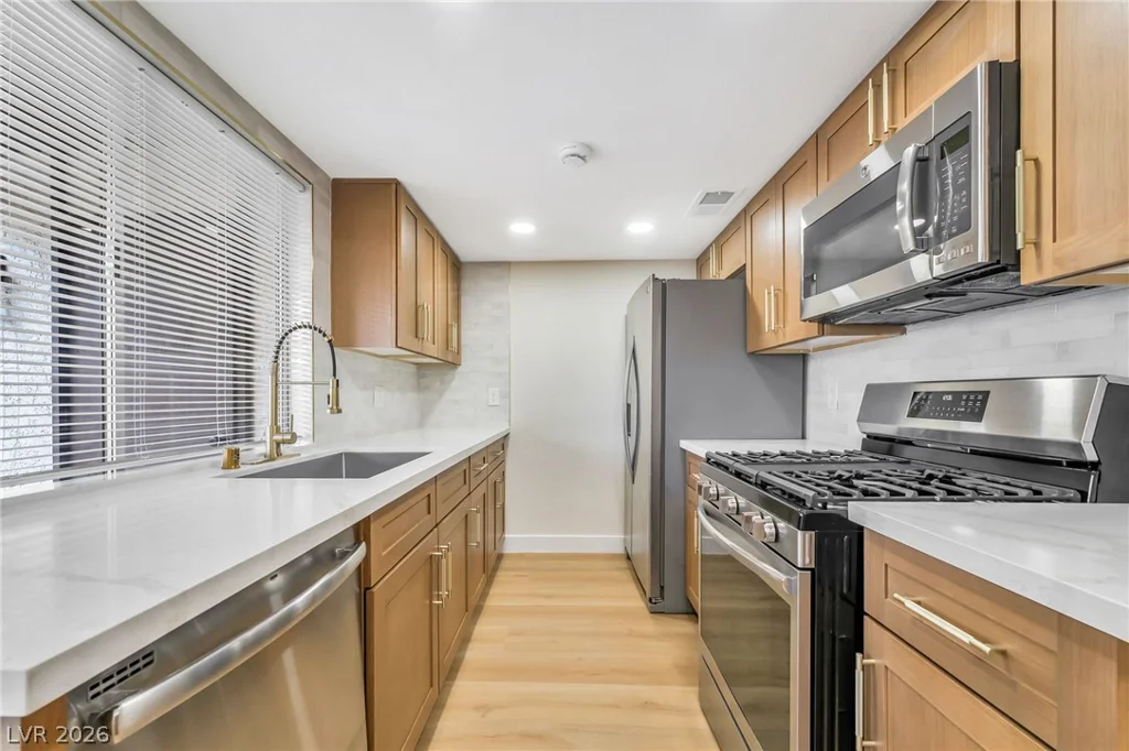 1405 Vegas Valley, Las Vegas, NV 89169