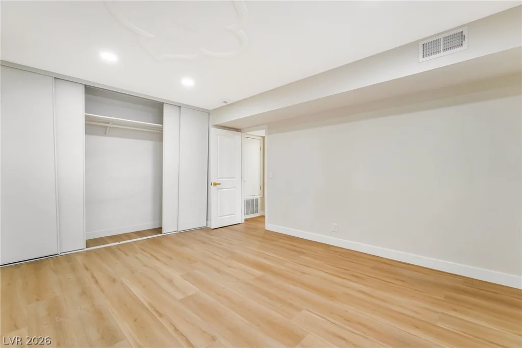 1405 Vegas Valley, Las Vegas, NV 89169