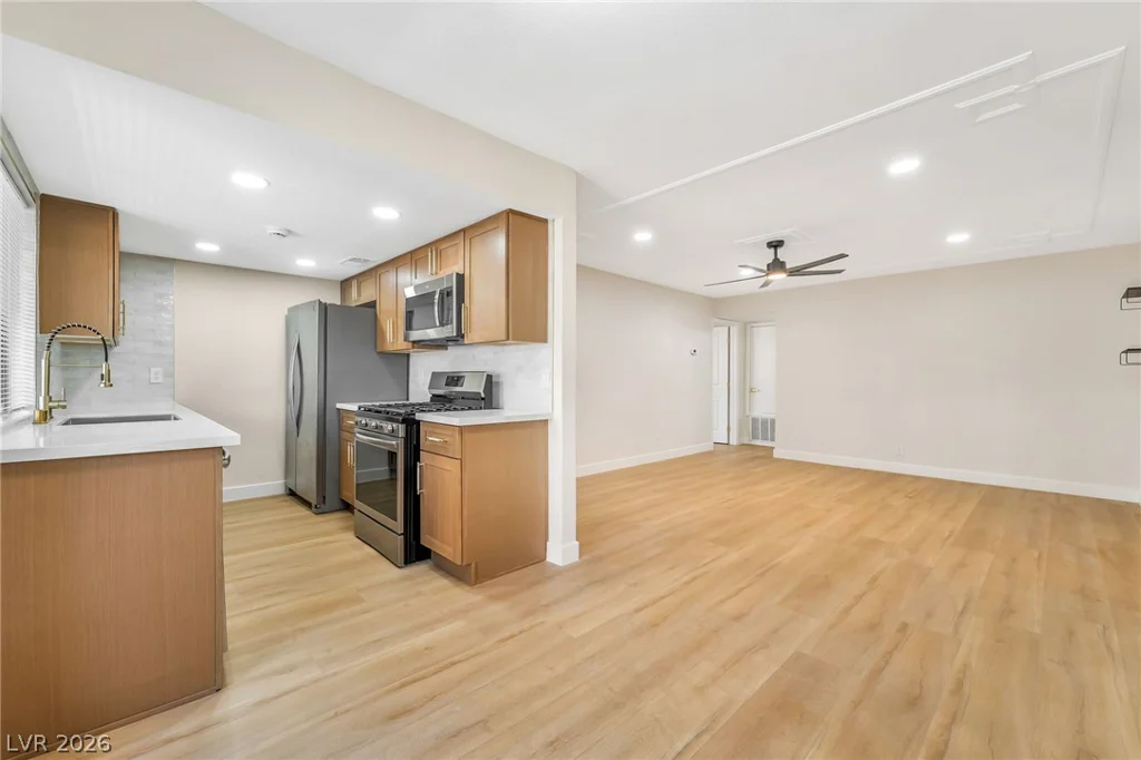 1405 Vegas Valley, Las Vegas, NV 89169