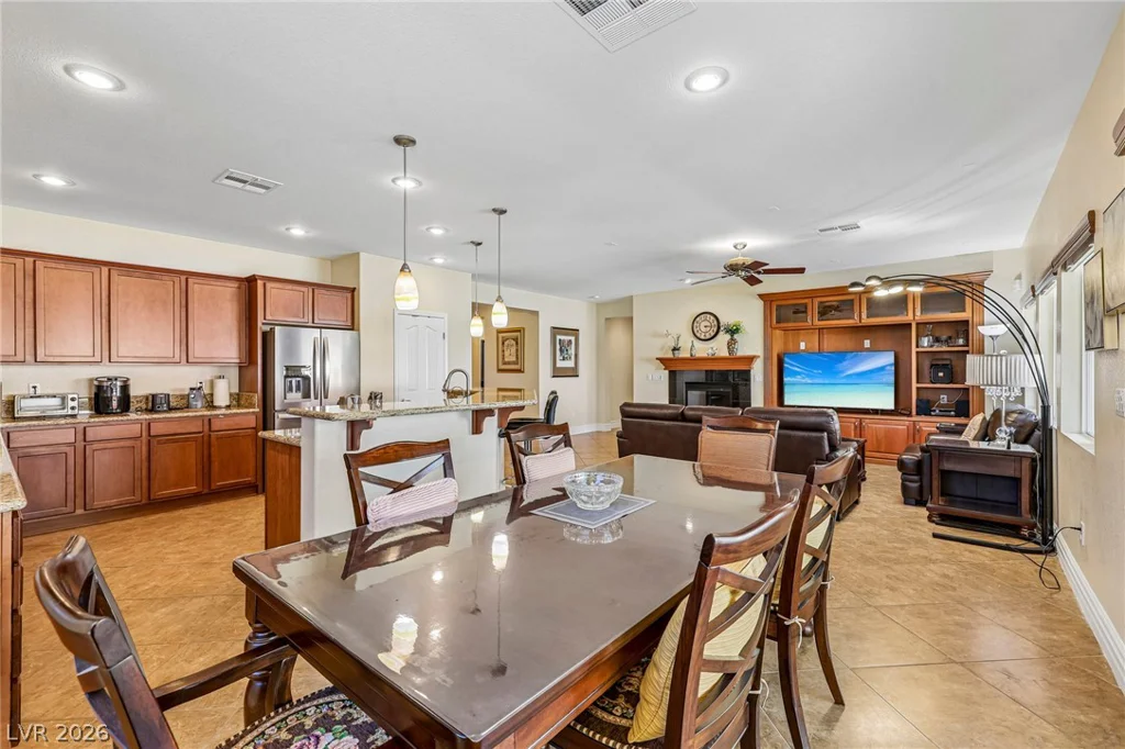 1068 Oak Fair, Las Vegas, NV 89138