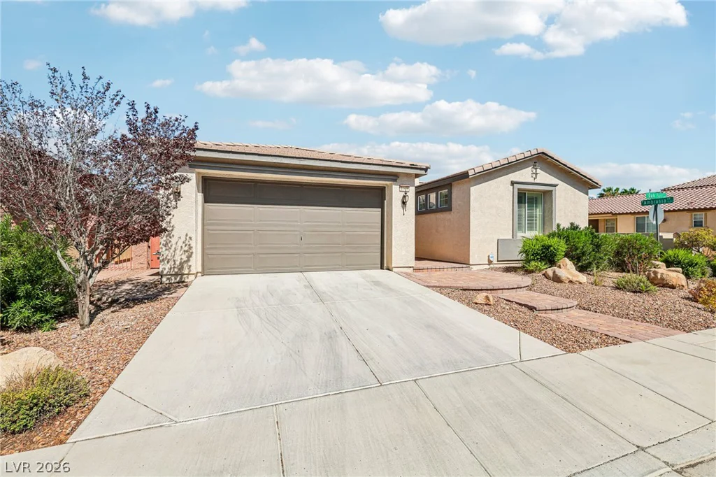 1068 Oak Fair, Las Vegas, NV 89138