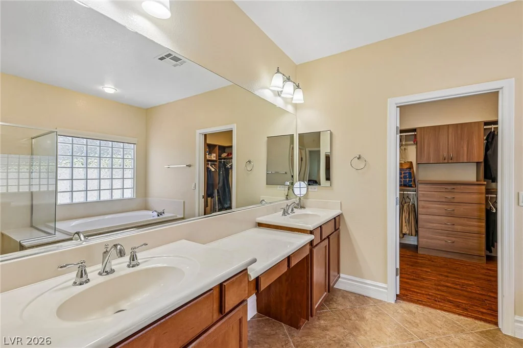 1068 Oak Fair, Las Vegas, NV 89138