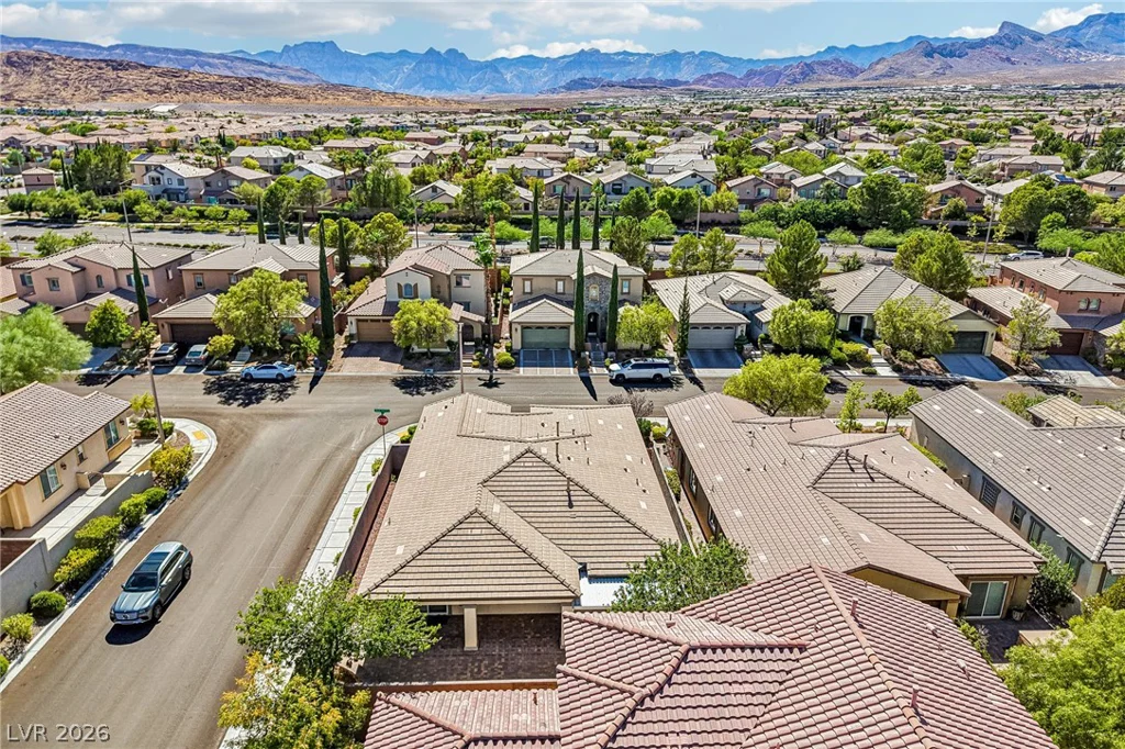 1068 Oak Fair, Las Vegas, NV 89138