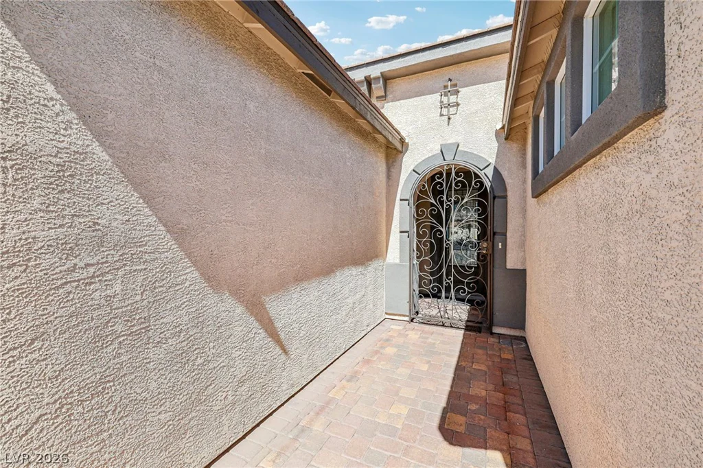 1068 Oak Fair, Las Vegas, NV 89138