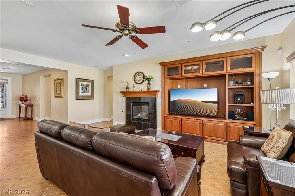 1068 Oak Fair, Las Vegas, NV 89138