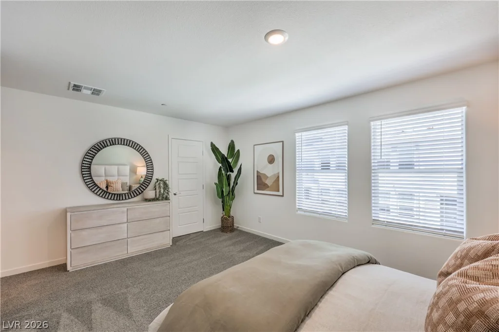 990 Desert Spruce, Las Vegas, NV 89107