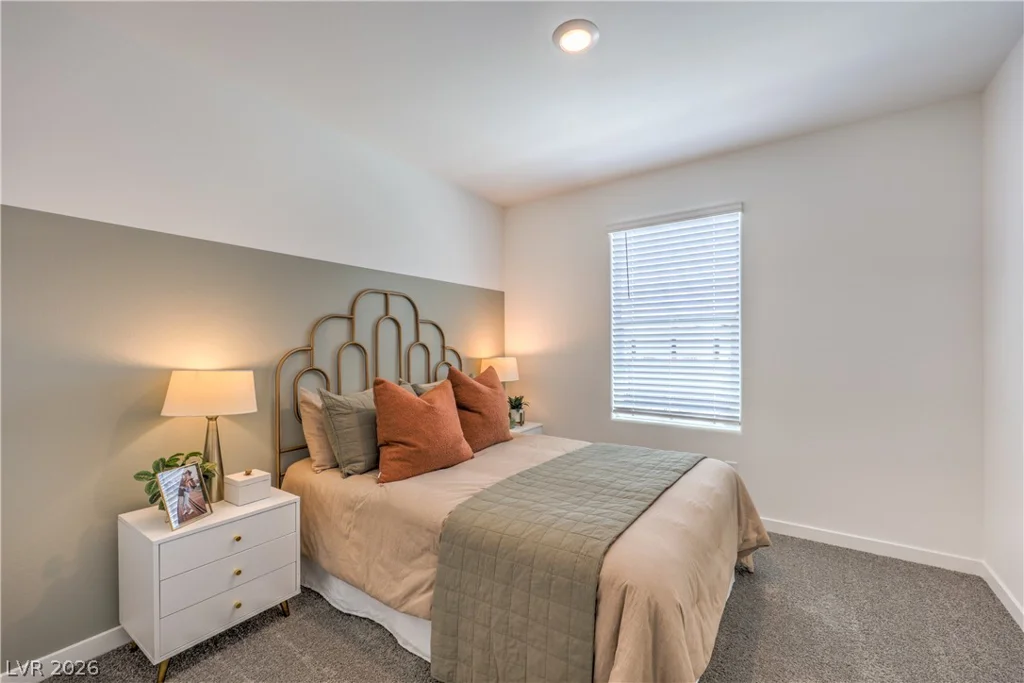 990 Desert Spruce, Las Vegas, NV 89107