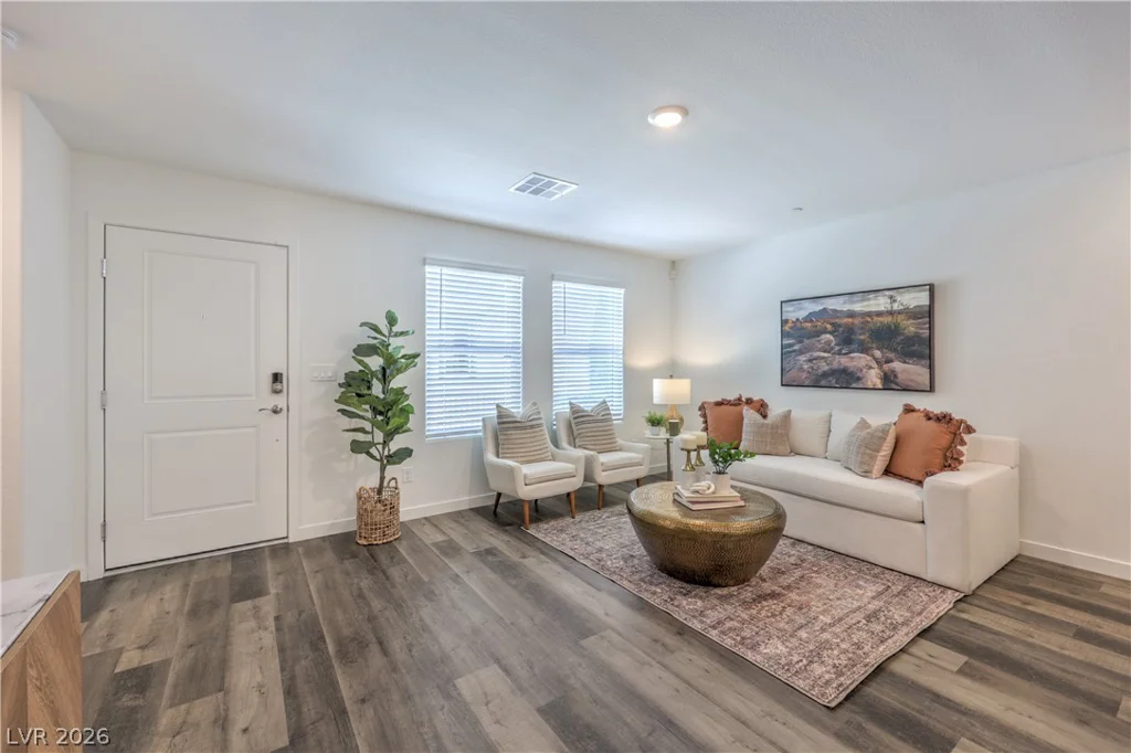 990 Desert Spruce, Las Vegas, NV 89107