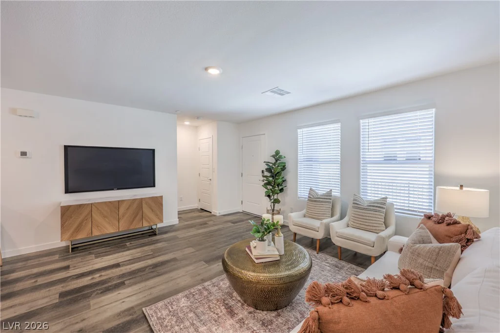 990 Desert Spruce, Las Vegas, NV 89107
