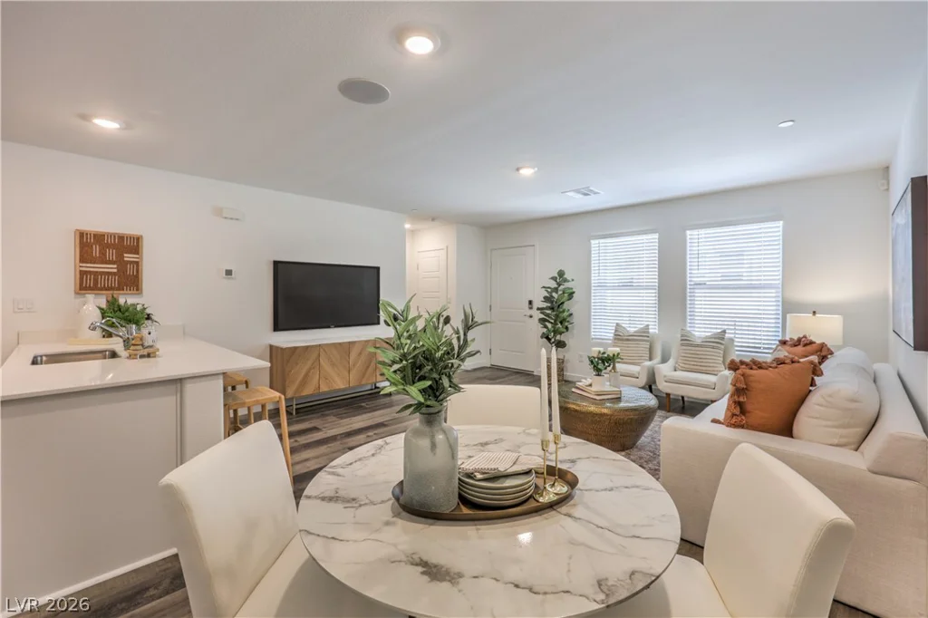 990 Desert Spruce, Las Vegas, NV 89107