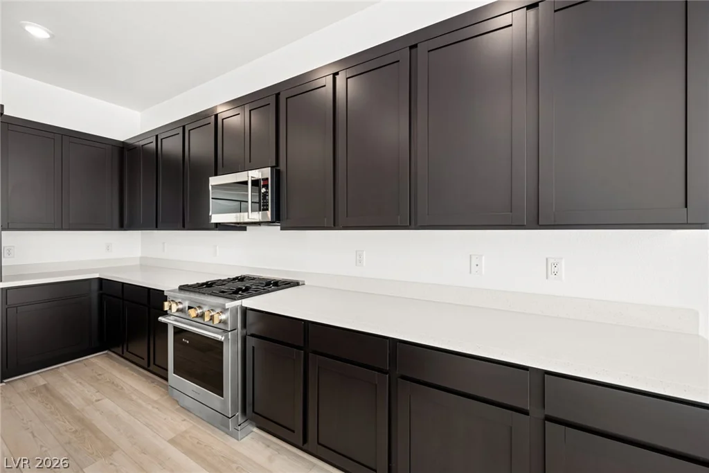 10405 Diana Summit, Las Vegas, NV 89143