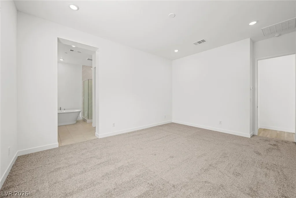 10405 Diana Summit, Las Vegas, NV 89143