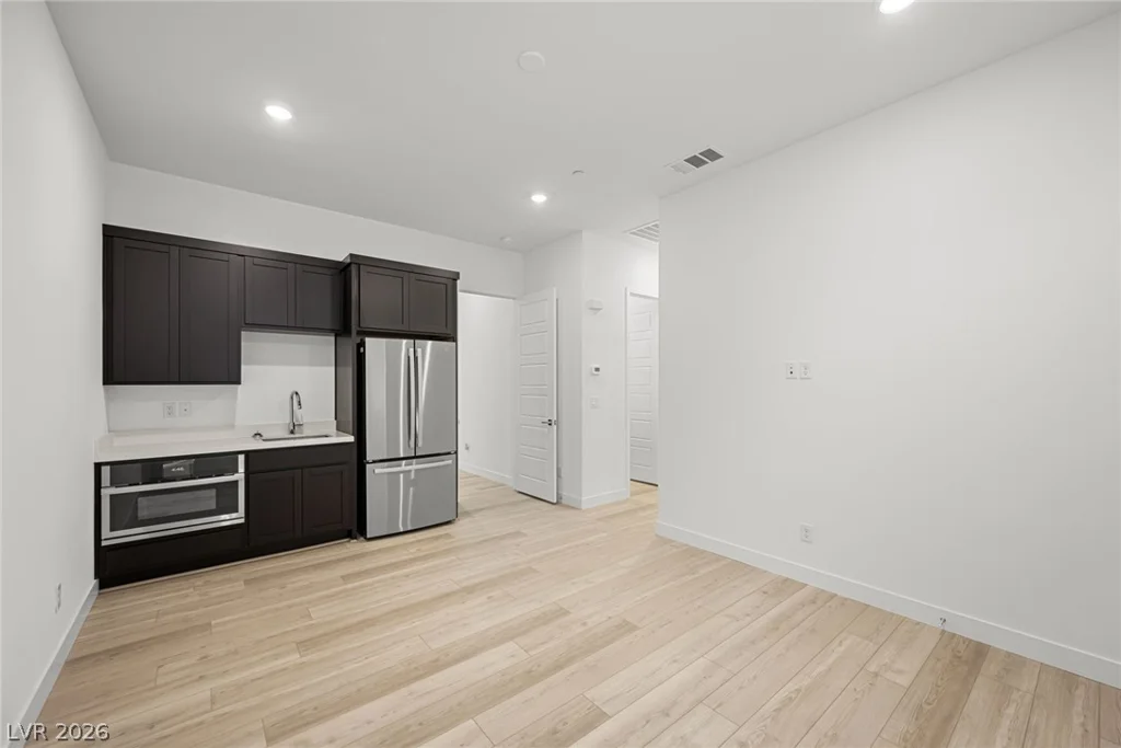 10405 Diana Summit, Las Vegas, NV 89143