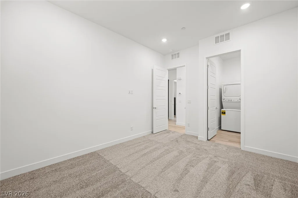 10405 Diana Summit, Las Vegas, NV 89143