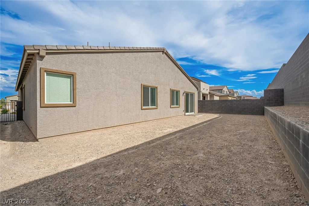 10405 Diana Summit, Las Vegas, NV 89143