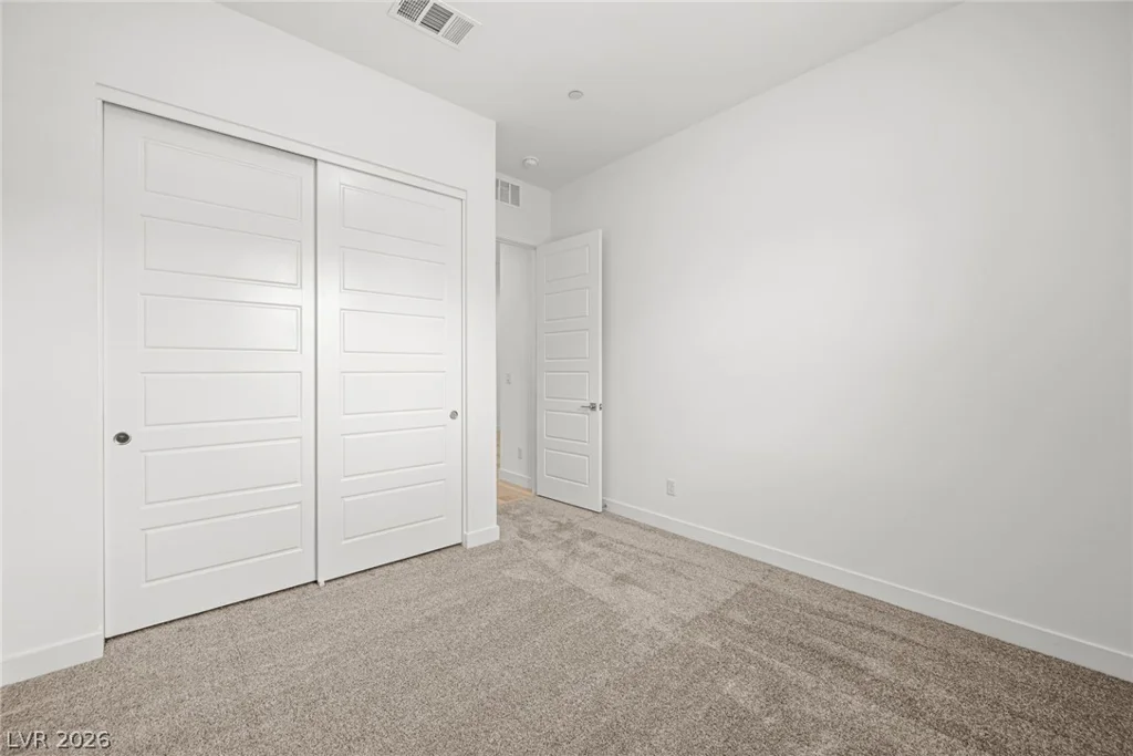 10405 Diana Summit, Las Vegas, NV 89143