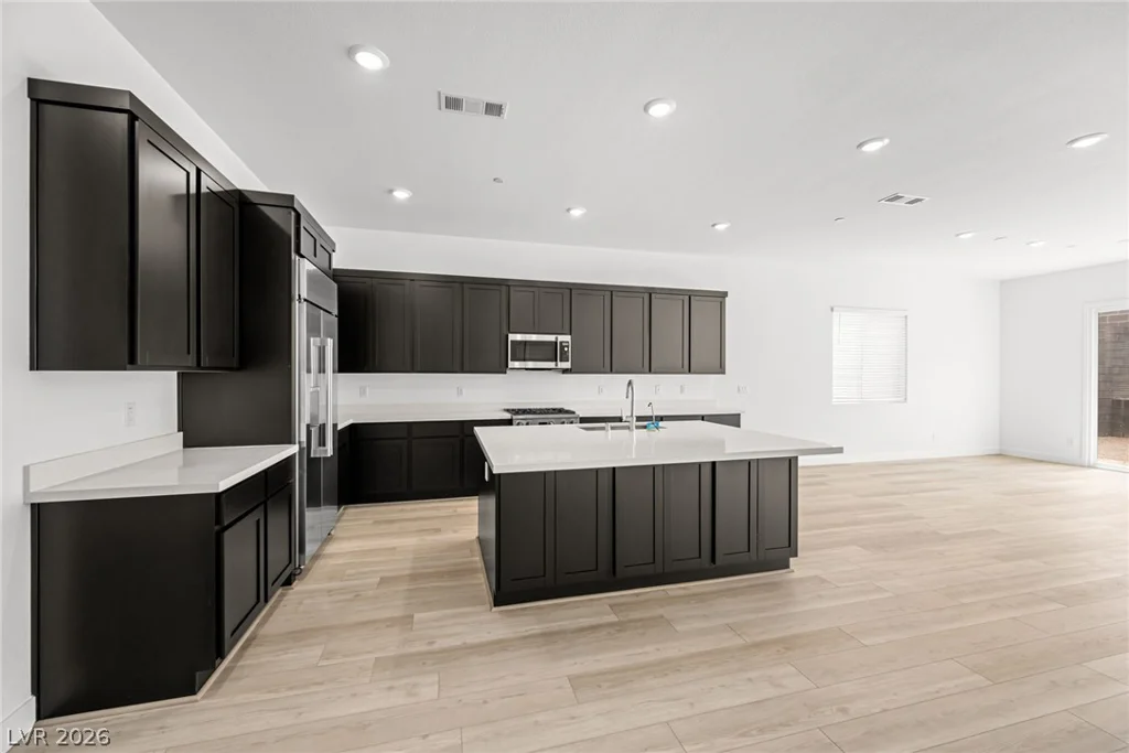 10405 Diana Summit, Las Vegas, NV 89143