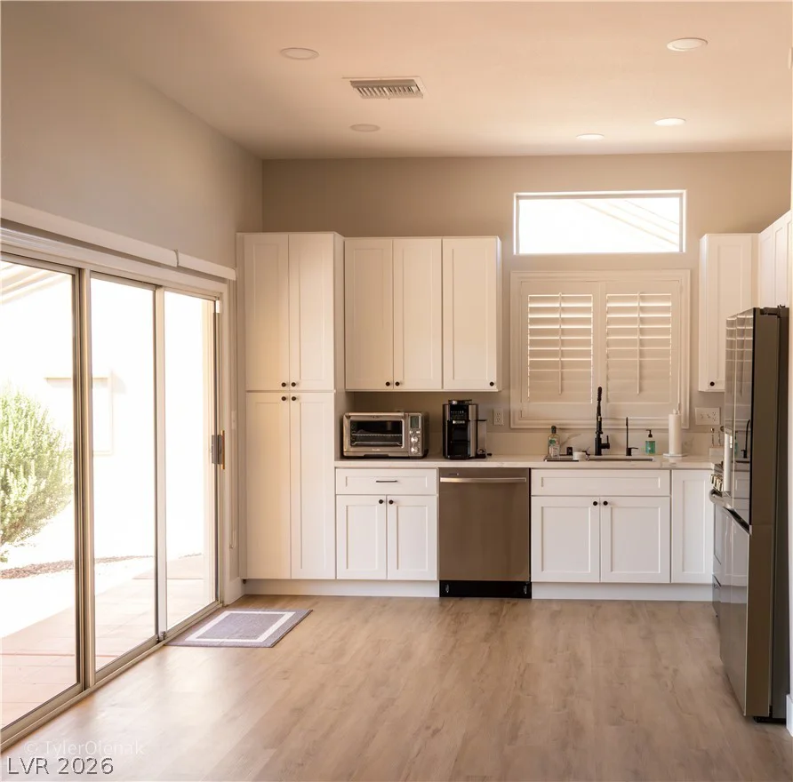 10508 Mission Lakes, Las Vegas, NV 89134