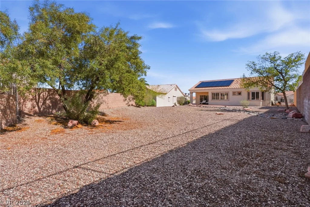 10508 Mission Lakes, Las Vegas, NV 89134
