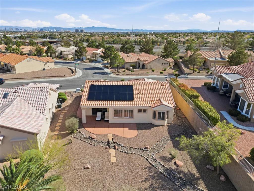 10508 Mission Lakes, Las Vegas, NV 89134
